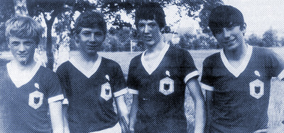 Kurt Hanneken (li), heutiger Abteilungsleiter unserer Tischtennis-Abteilung, spielte im Spieljahr 1968 zusammen mit Wolbert Hillebrand (2. von links), Klaus-Dieter Scholübbers (3. von links) und Heinz Frye (rechts).